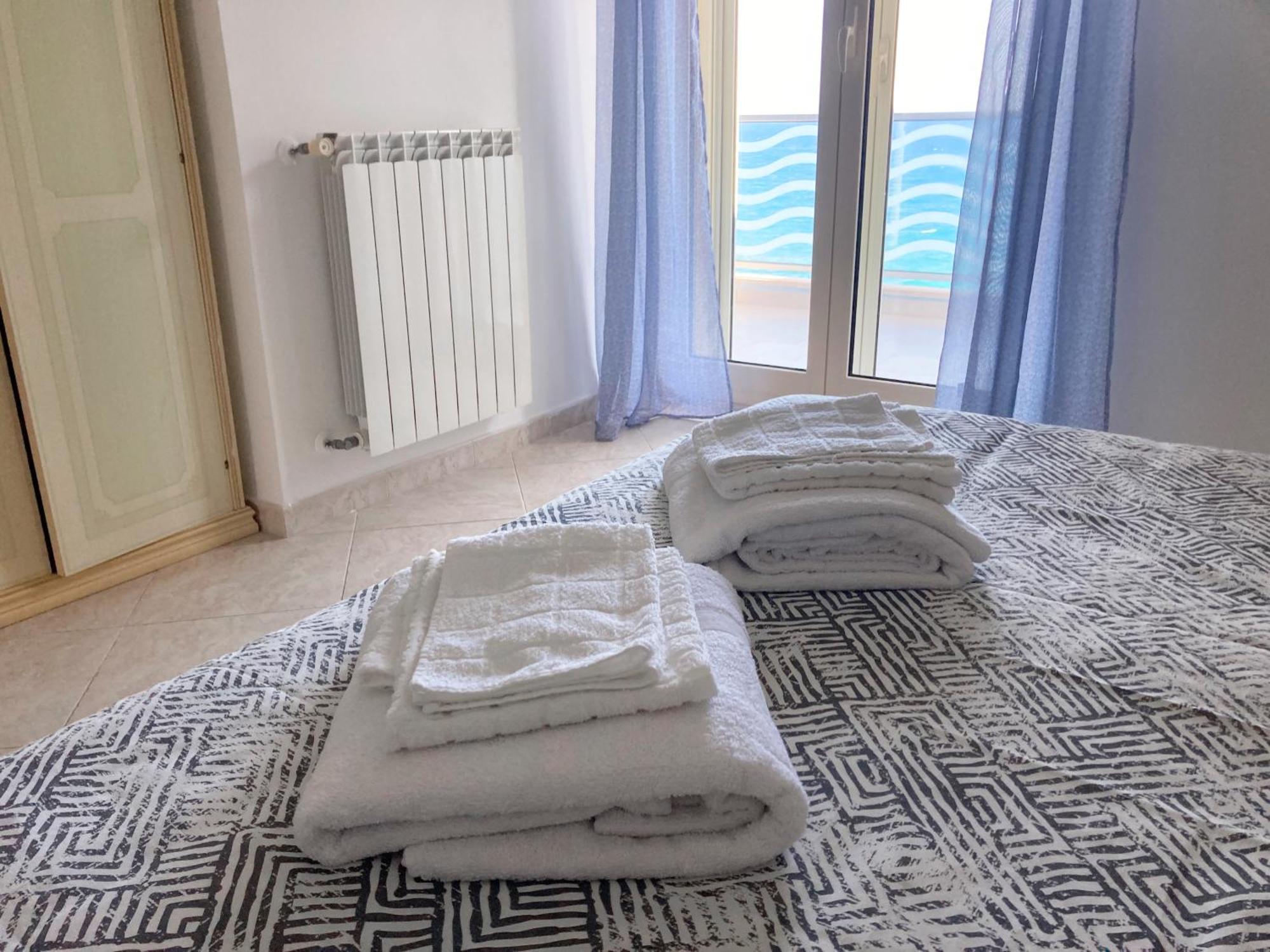 Milu'Seaview Ampia Casa Vista Mare Appartement Giovinazzo Buitenkant foto