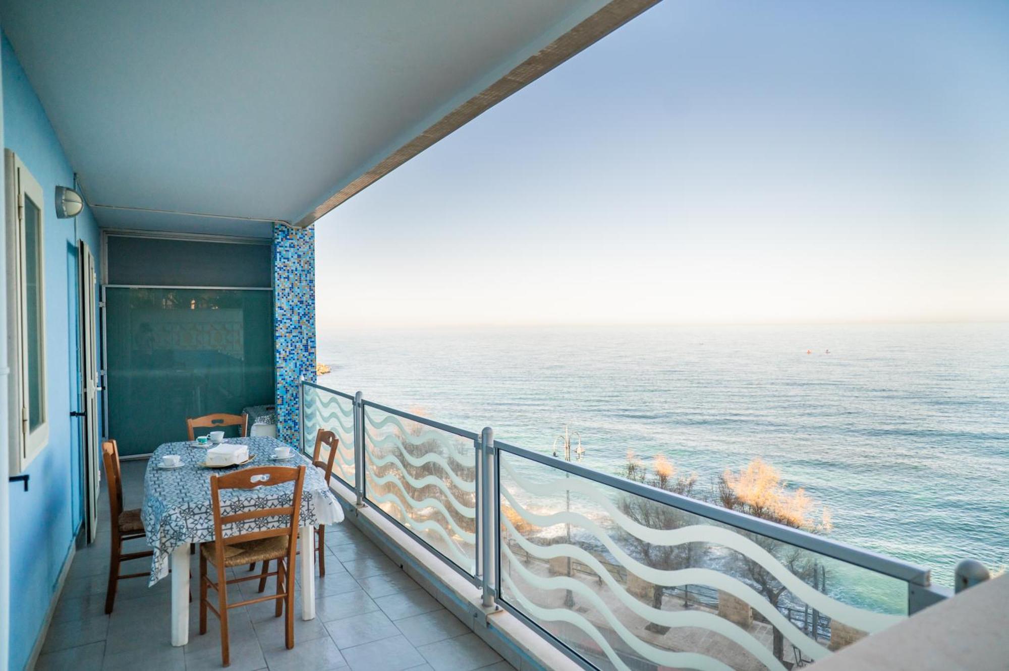 Milu'Seaview Ampia Casa Vista Mare Appartement Giovinazzo Buitenkant foto